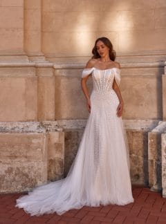 Rochie de mireasă A-line Bellara 2026-45 din tull, cu corset perlat și bretele pe umeri