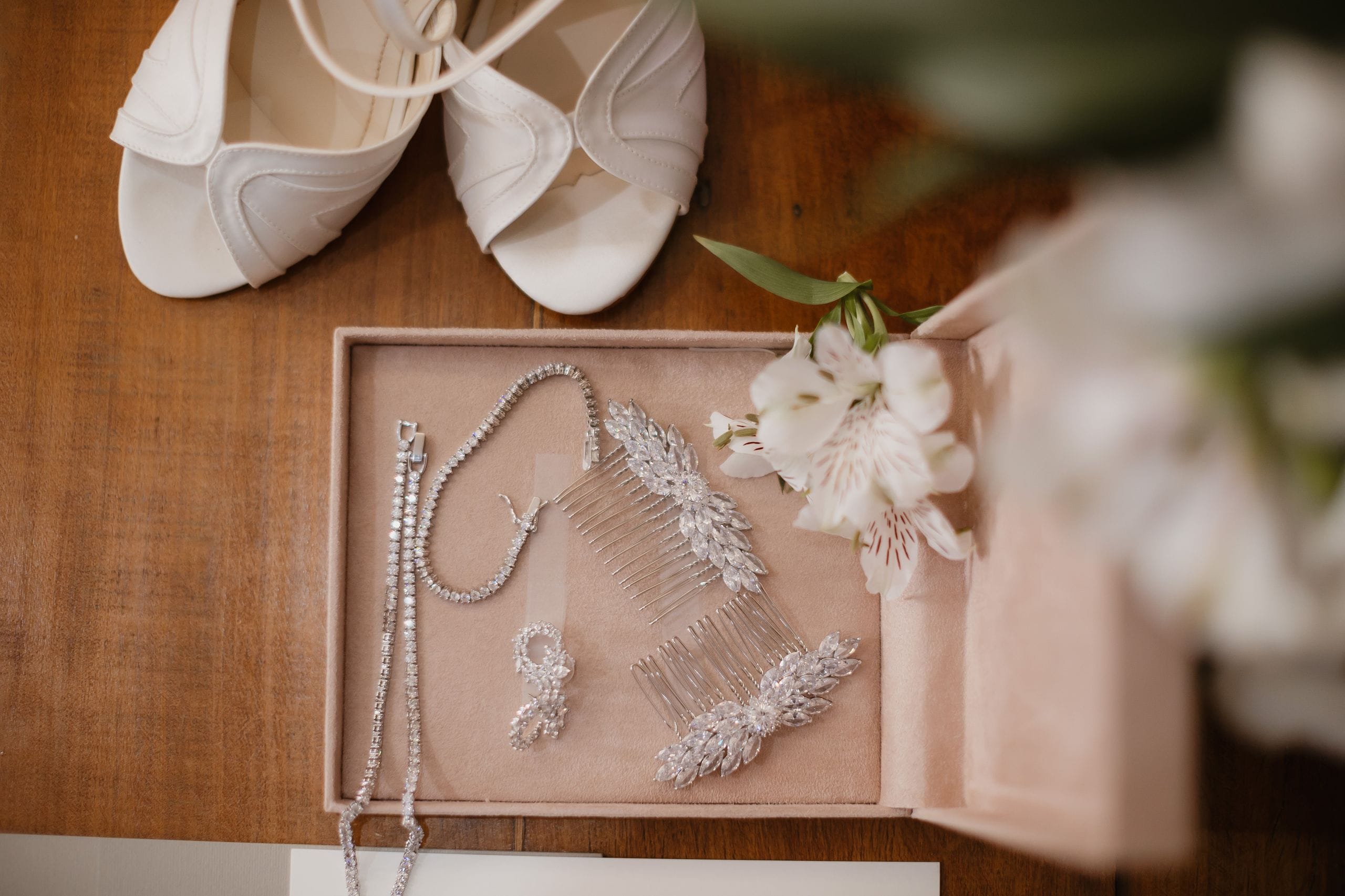 Materiale bridal – tull vaporos și tafta pentru rochii de mireasă